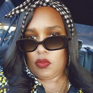 Meet your Posher, Sheri